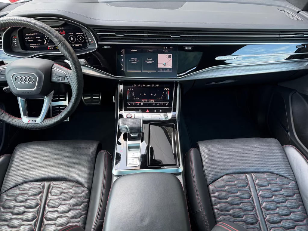 Audi RS Q8
