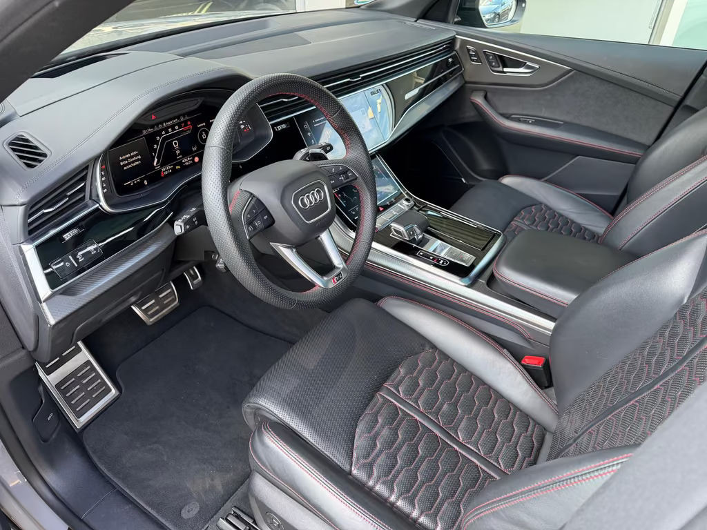 Audi RS Q8
