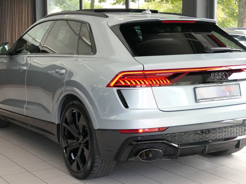 Audi RS Q8