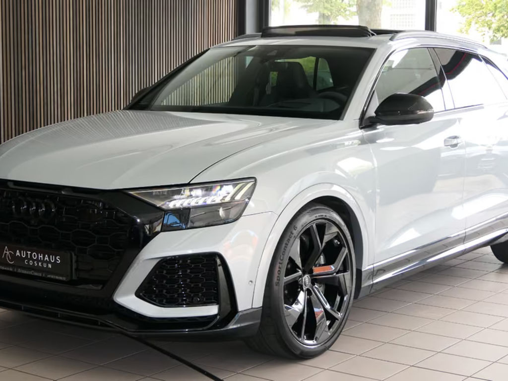 Audi RS Q8