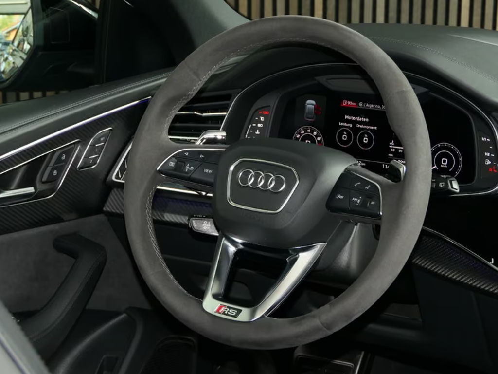 Audi RS Q8