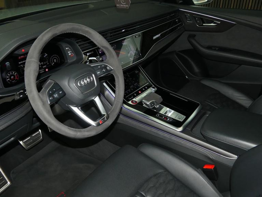 Audi RS Q8
