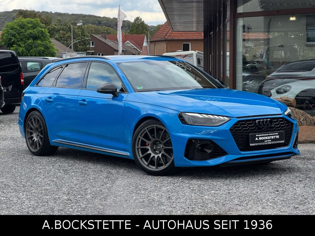Audi RS4 Avant Quattro