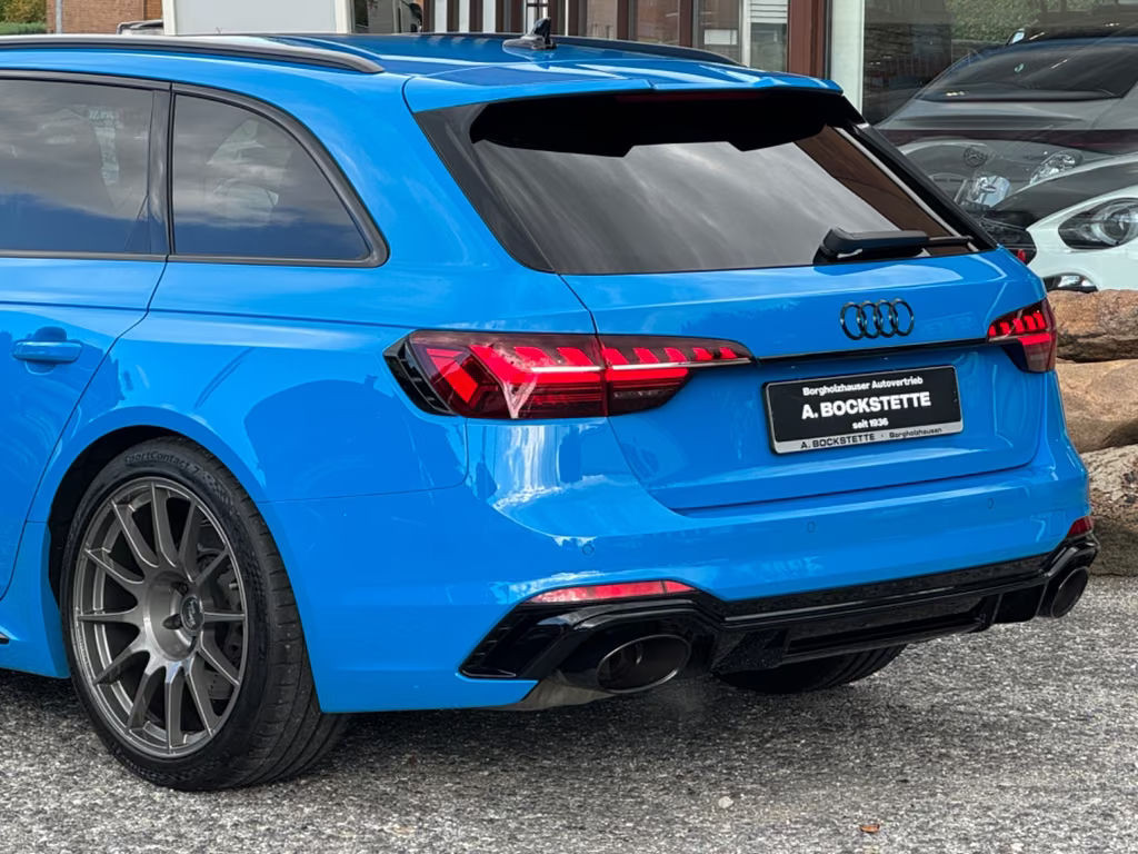 Audi RS4