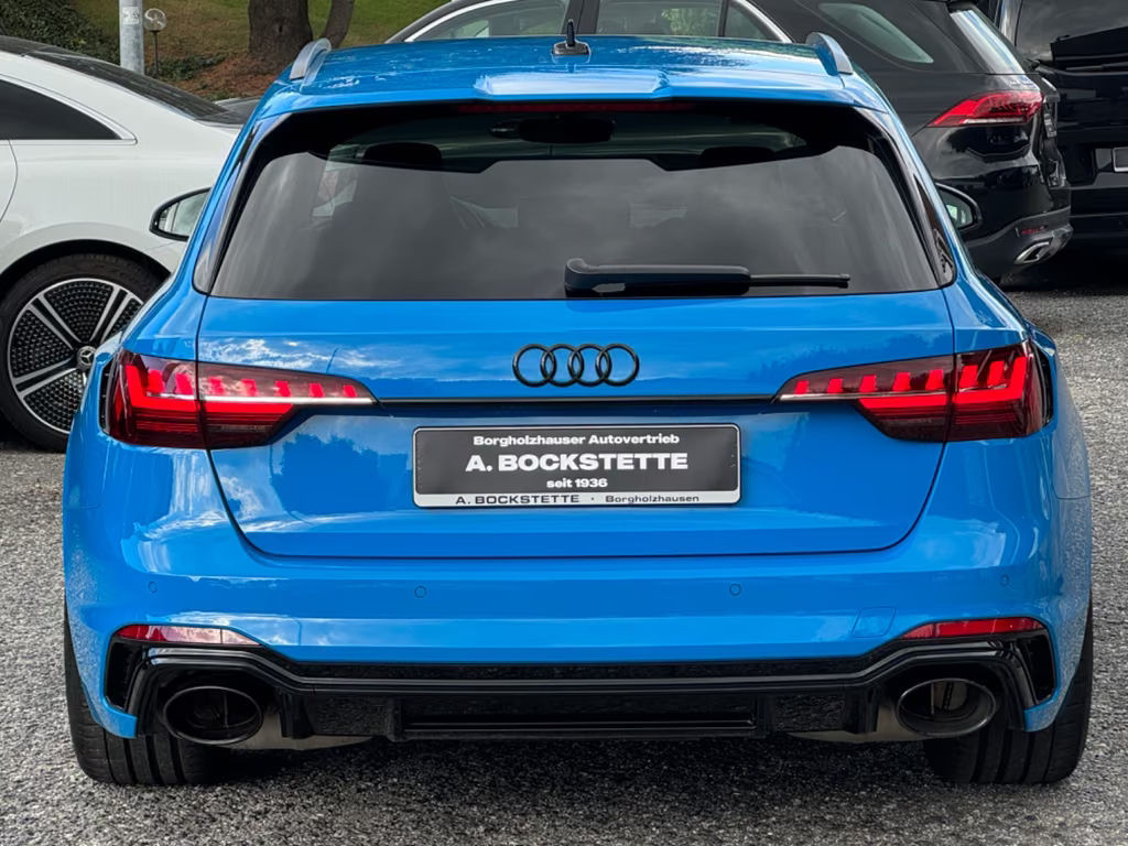 Audi RS4