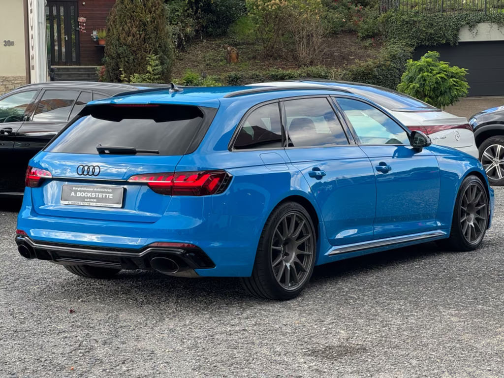 Audi RS4