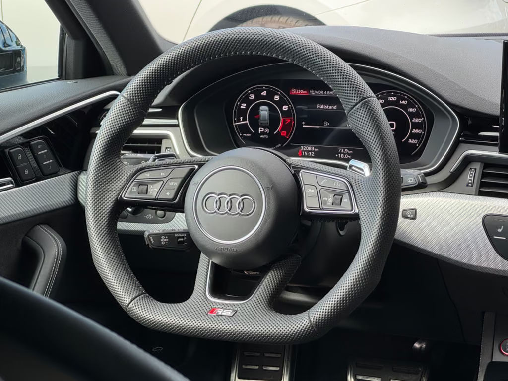 Audi RS4