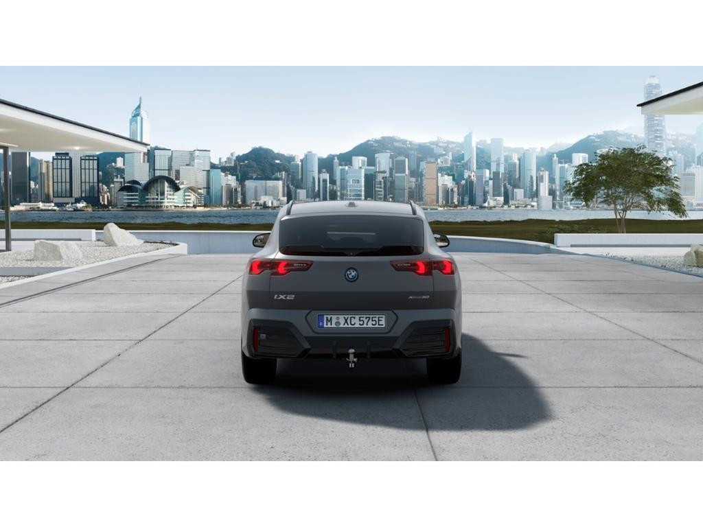 BMW iX2