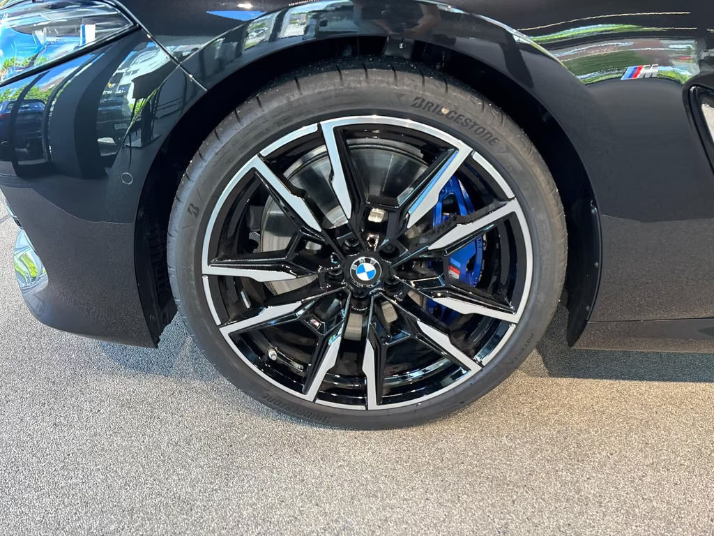 BMW M850