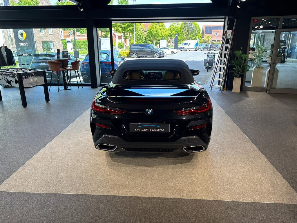 BMW M850