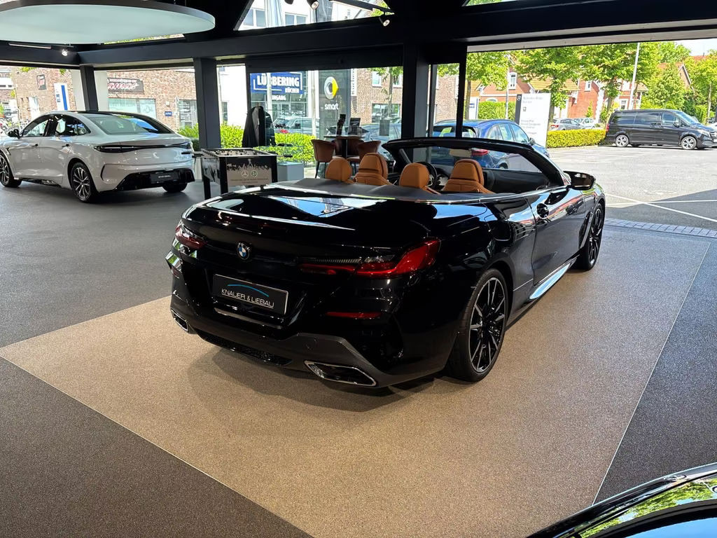 BMW M850