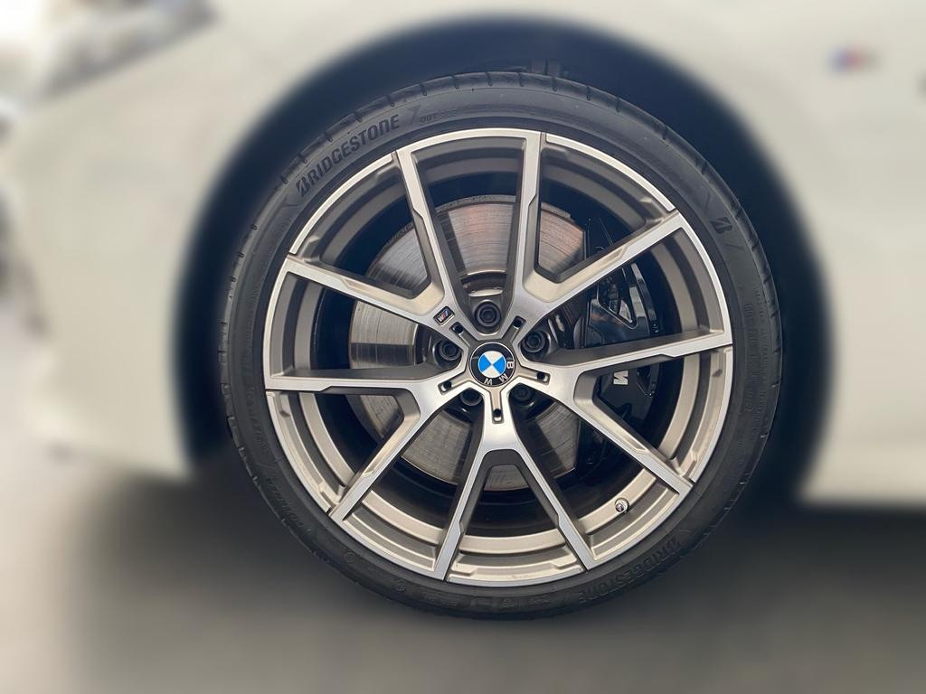 BMW M850