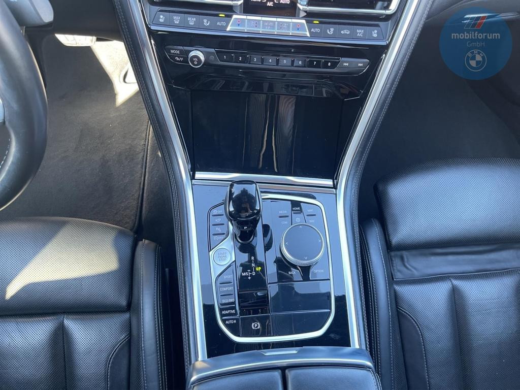 BMW M850