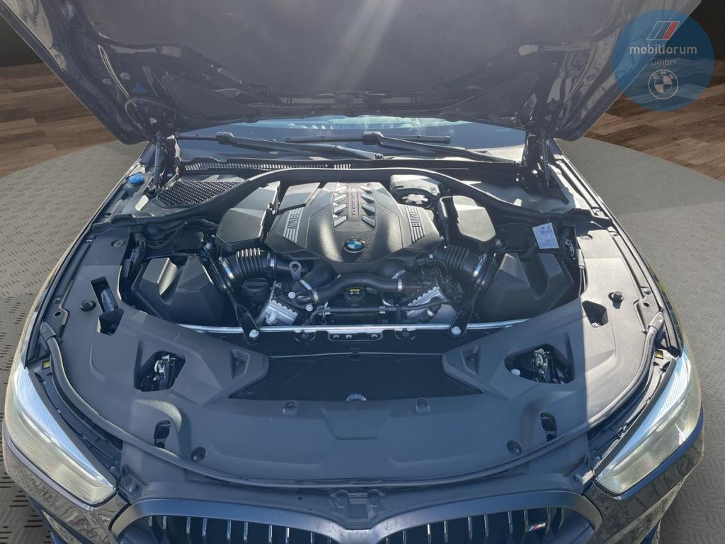 BMW M850