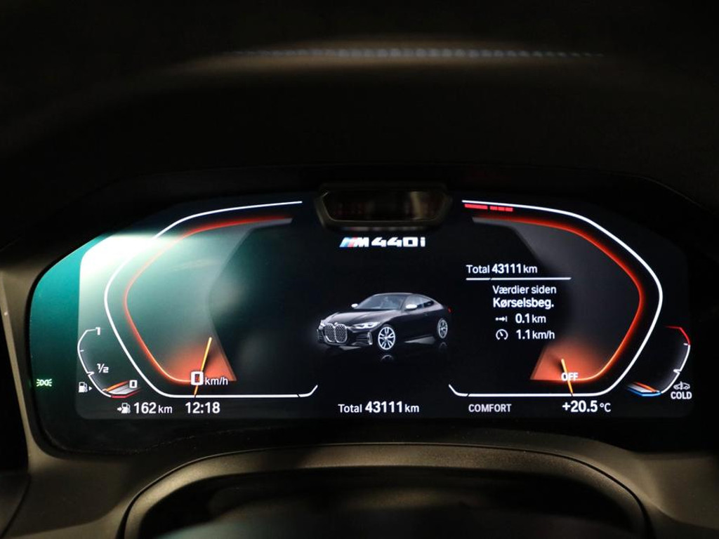BMW M440