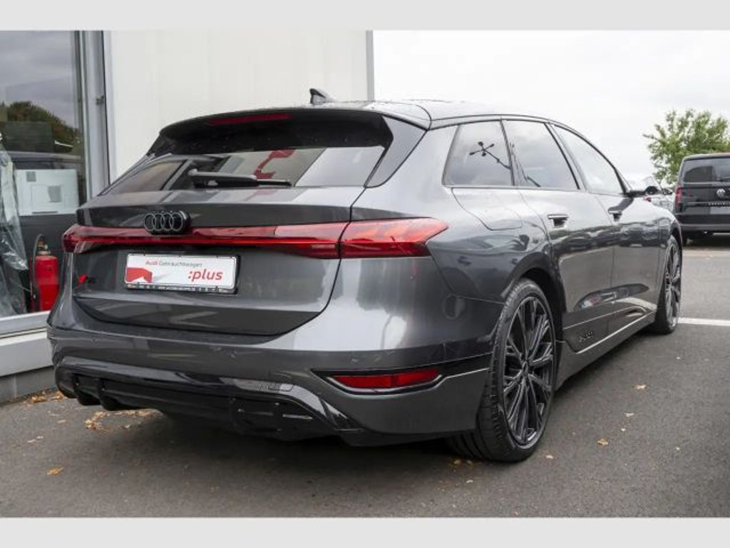 Audi S6 e-tron