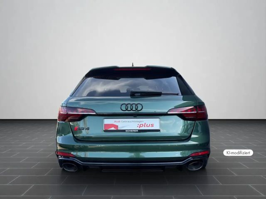 Audi RS4