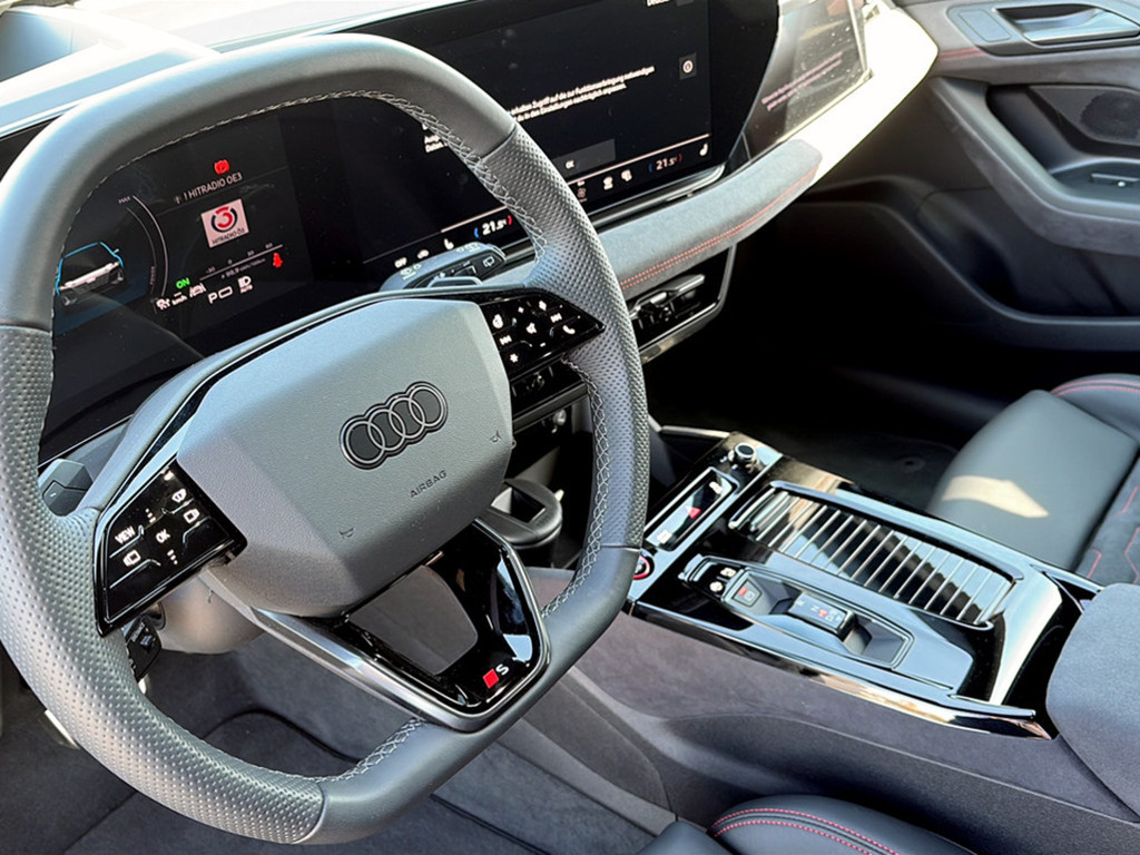 Audi S6 e-tron
