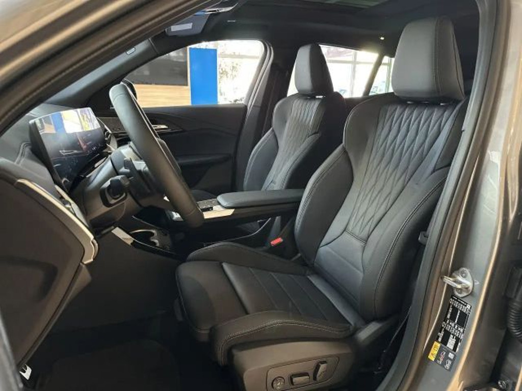 BMW iX2