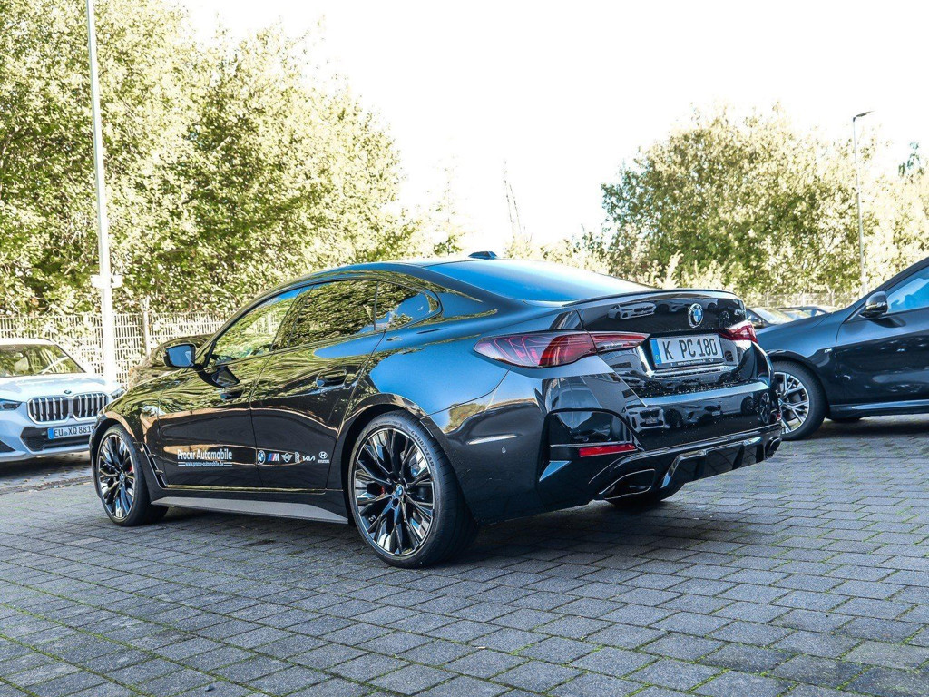 BMW M440