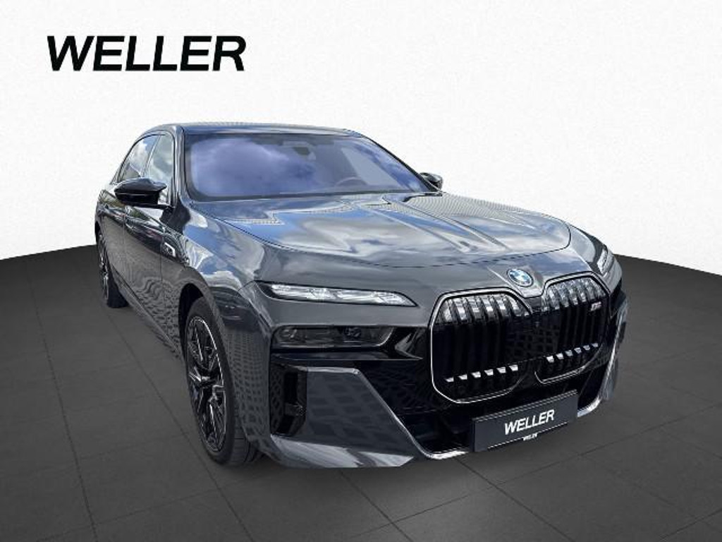 BMW i7 xDrive Sedan M70