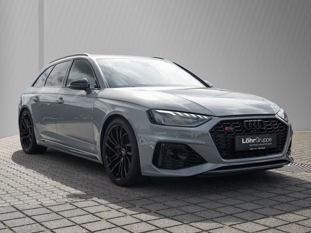 Audi RS4