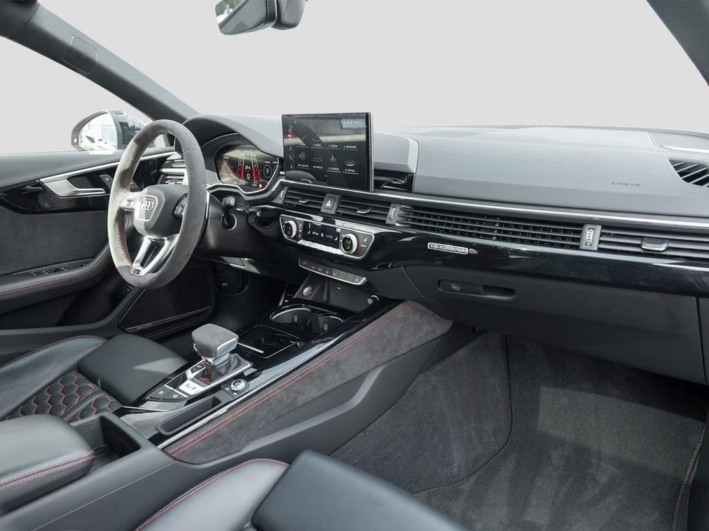 Audi RS4