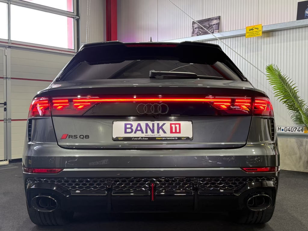 Audi RS Q8