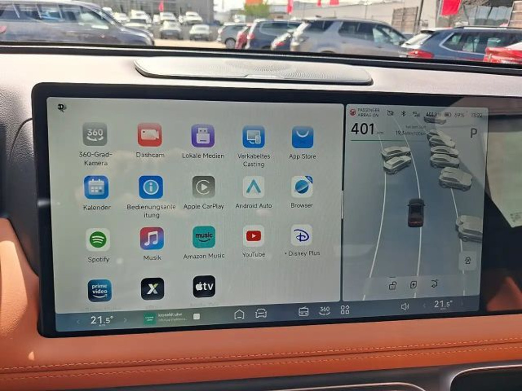 Xpeng G9