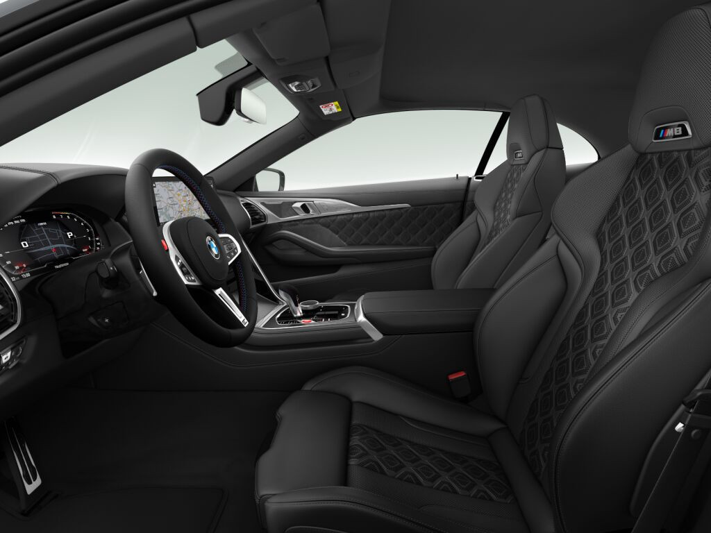 BMW M8