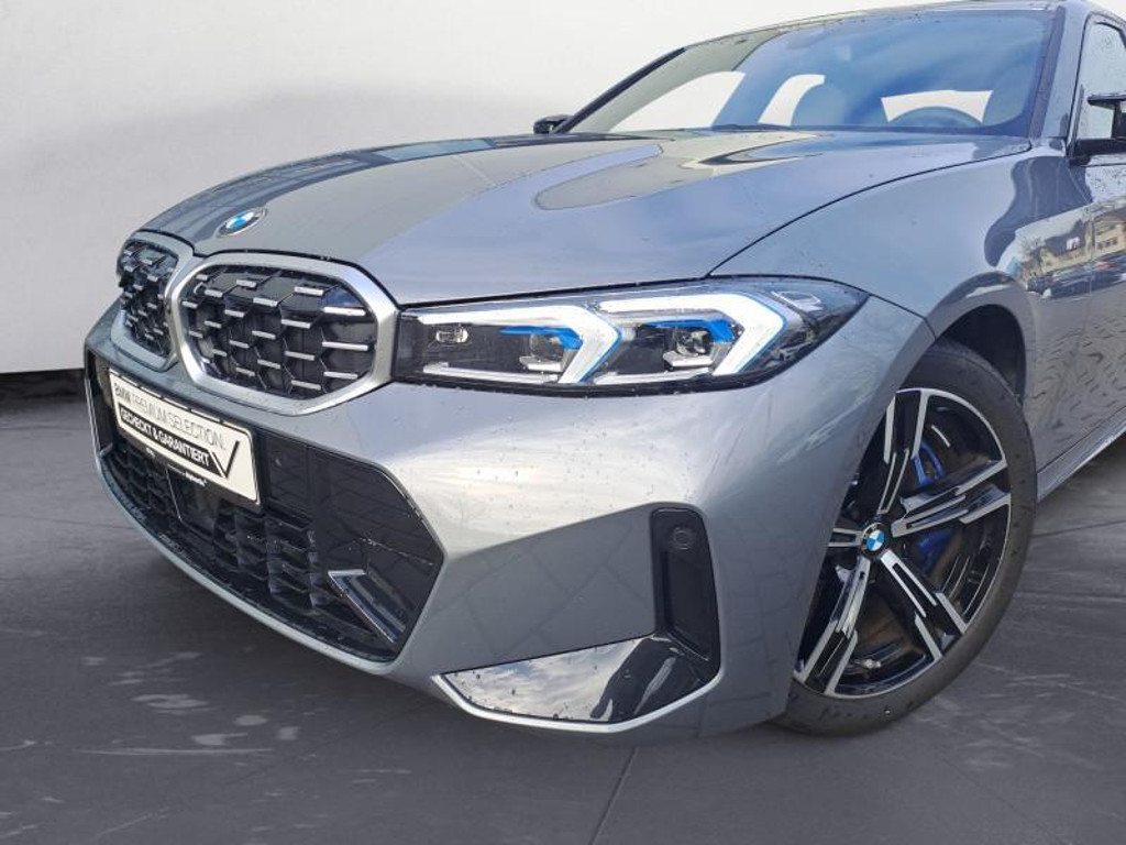 BMW M340 xDrive Sedan M340i