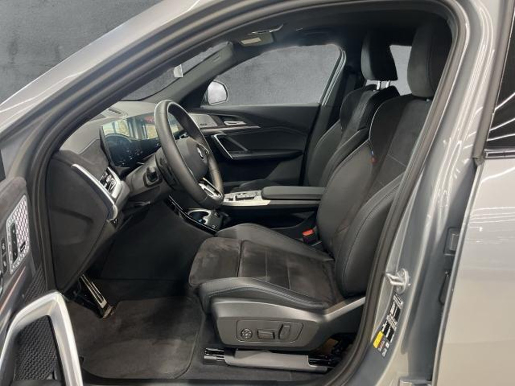 BMW iX2
