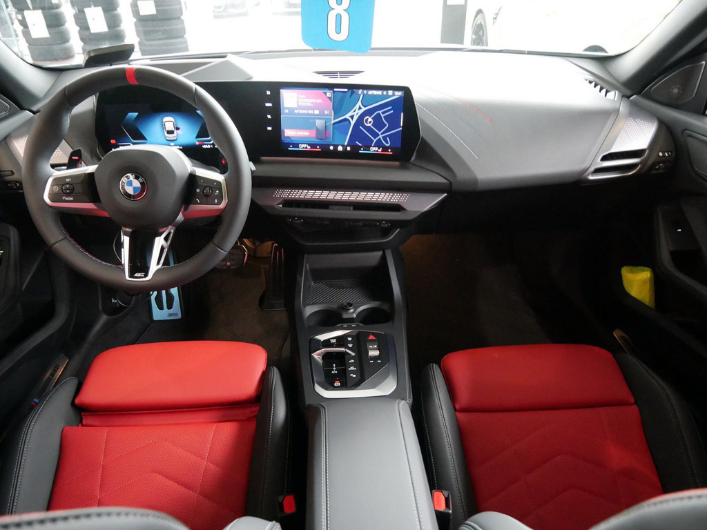 BMW M235