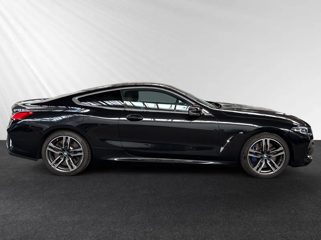 BMW M850