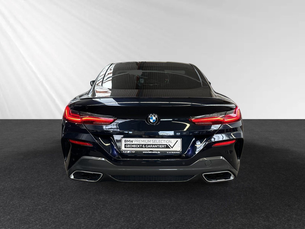 BMW M850