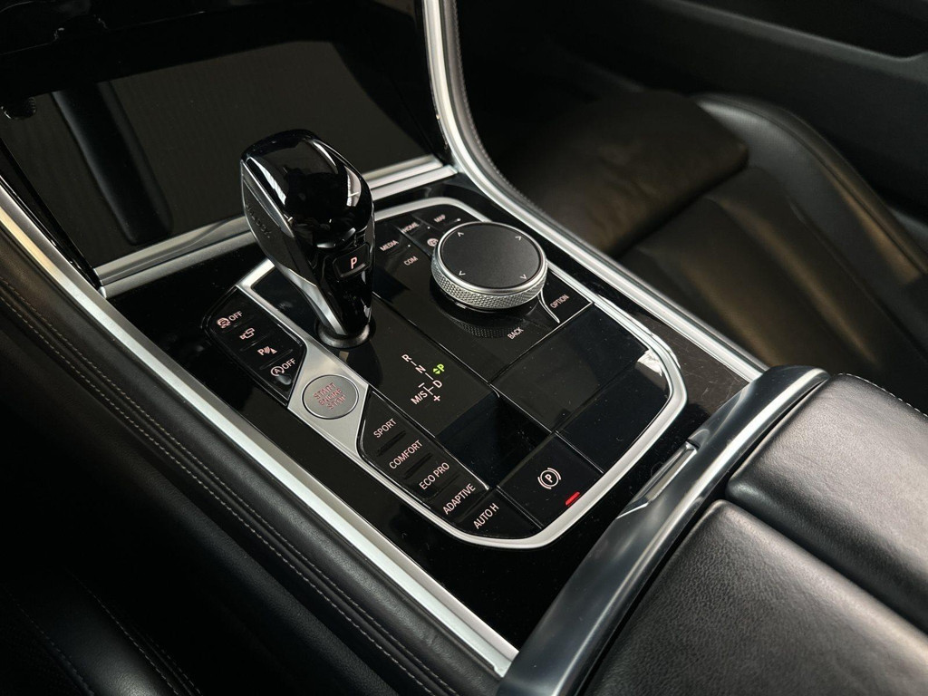 BMW M850