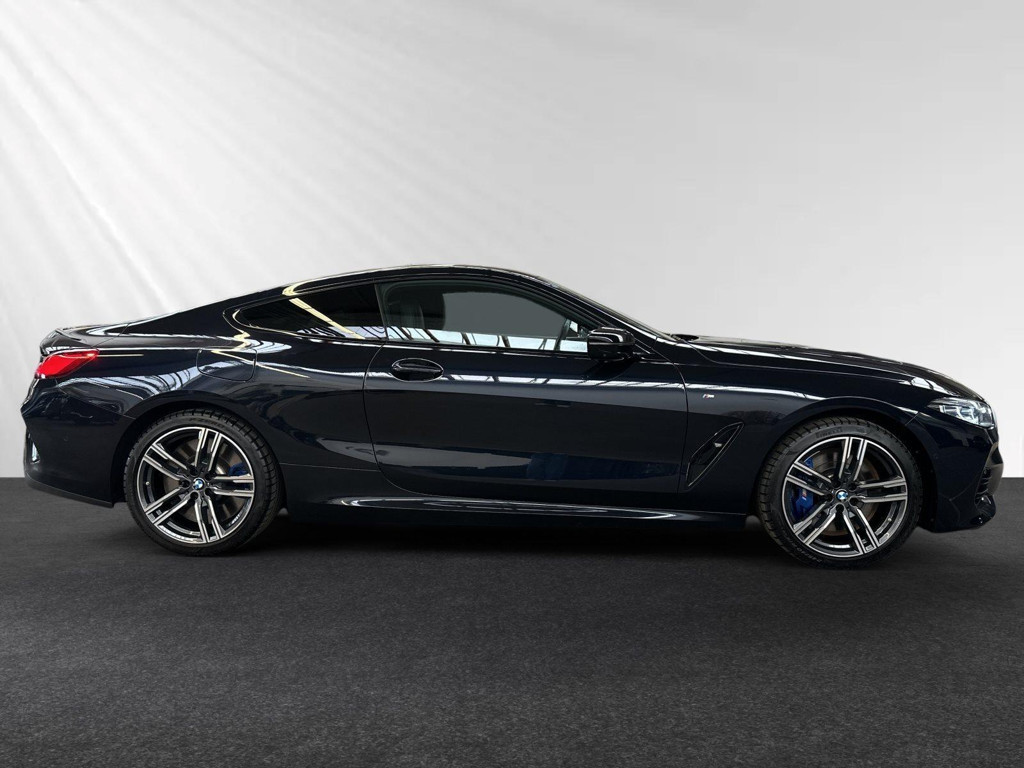 BMW M850