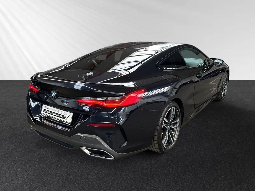 BMW M850