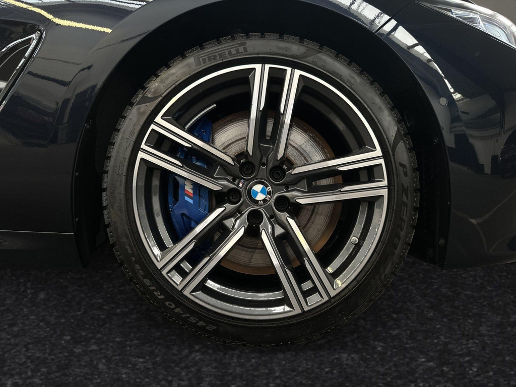BMW M850