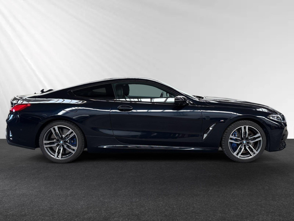 BMW M850