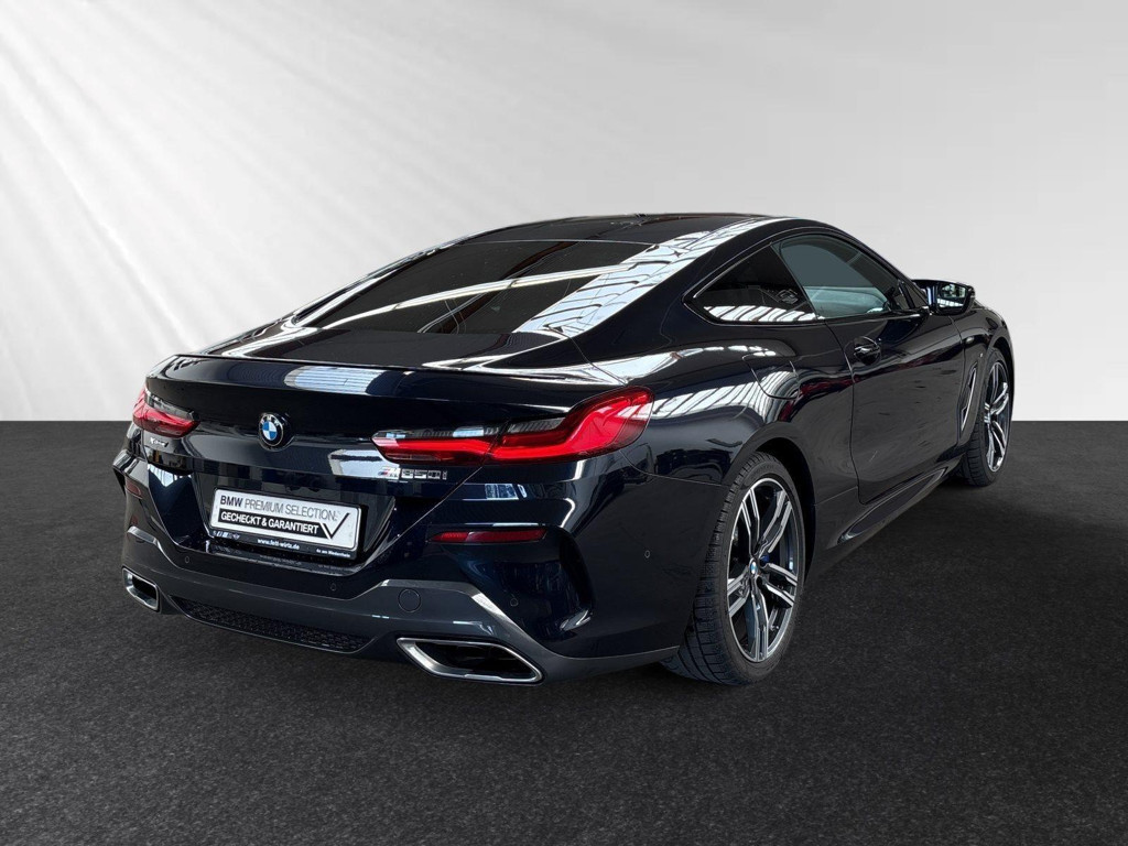 BMW M850