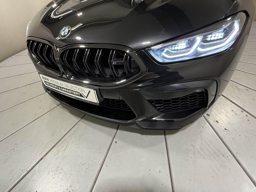 BMW M8
