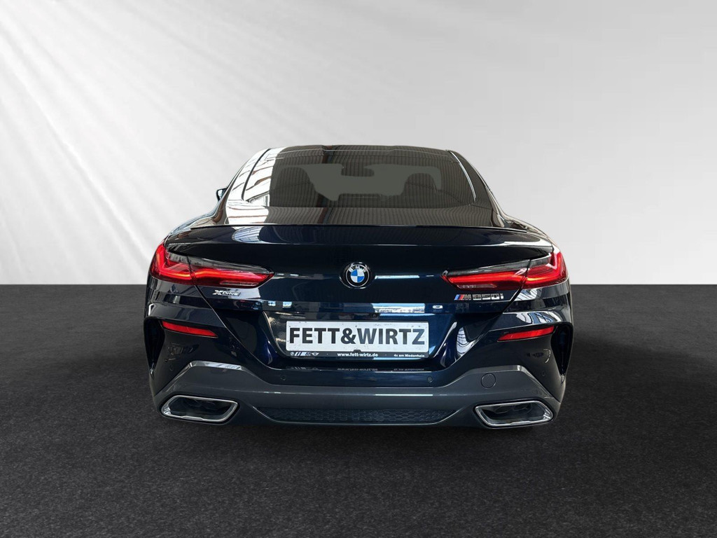 BMW M850