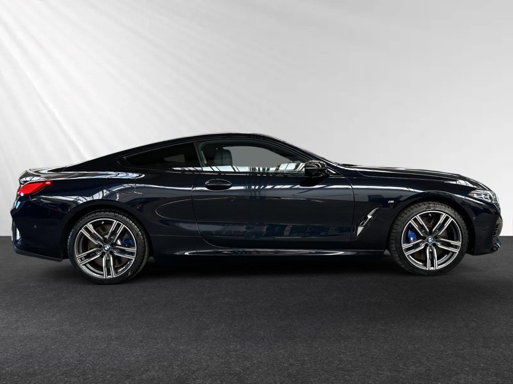 BMW M850