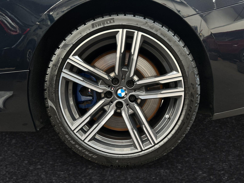 BMW M850