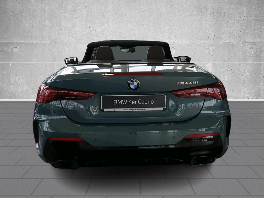 BMW M440