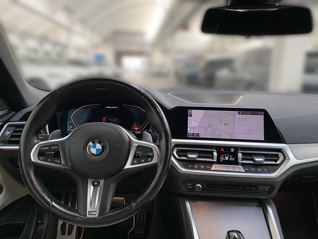 BMW M440
