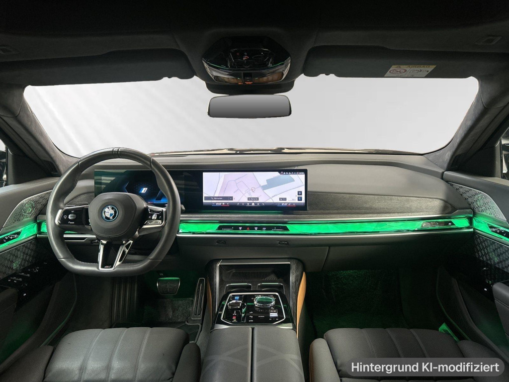 BMW i7