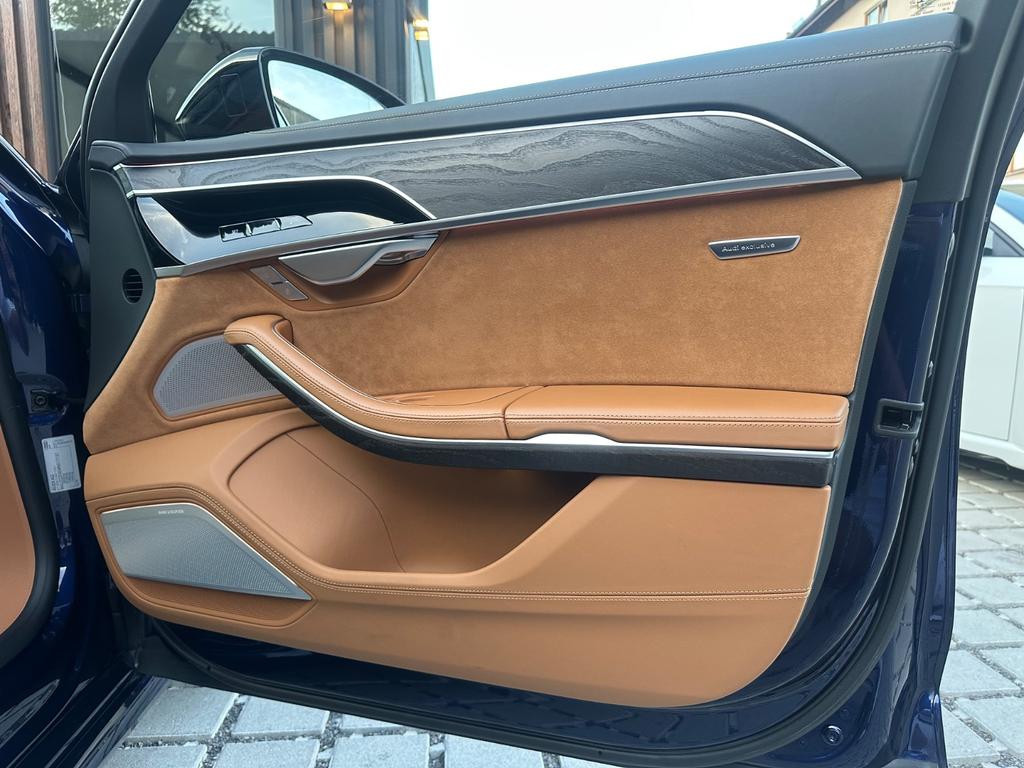 Audi S8