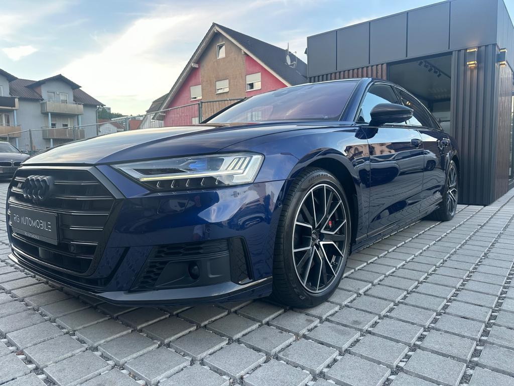 Audi S8